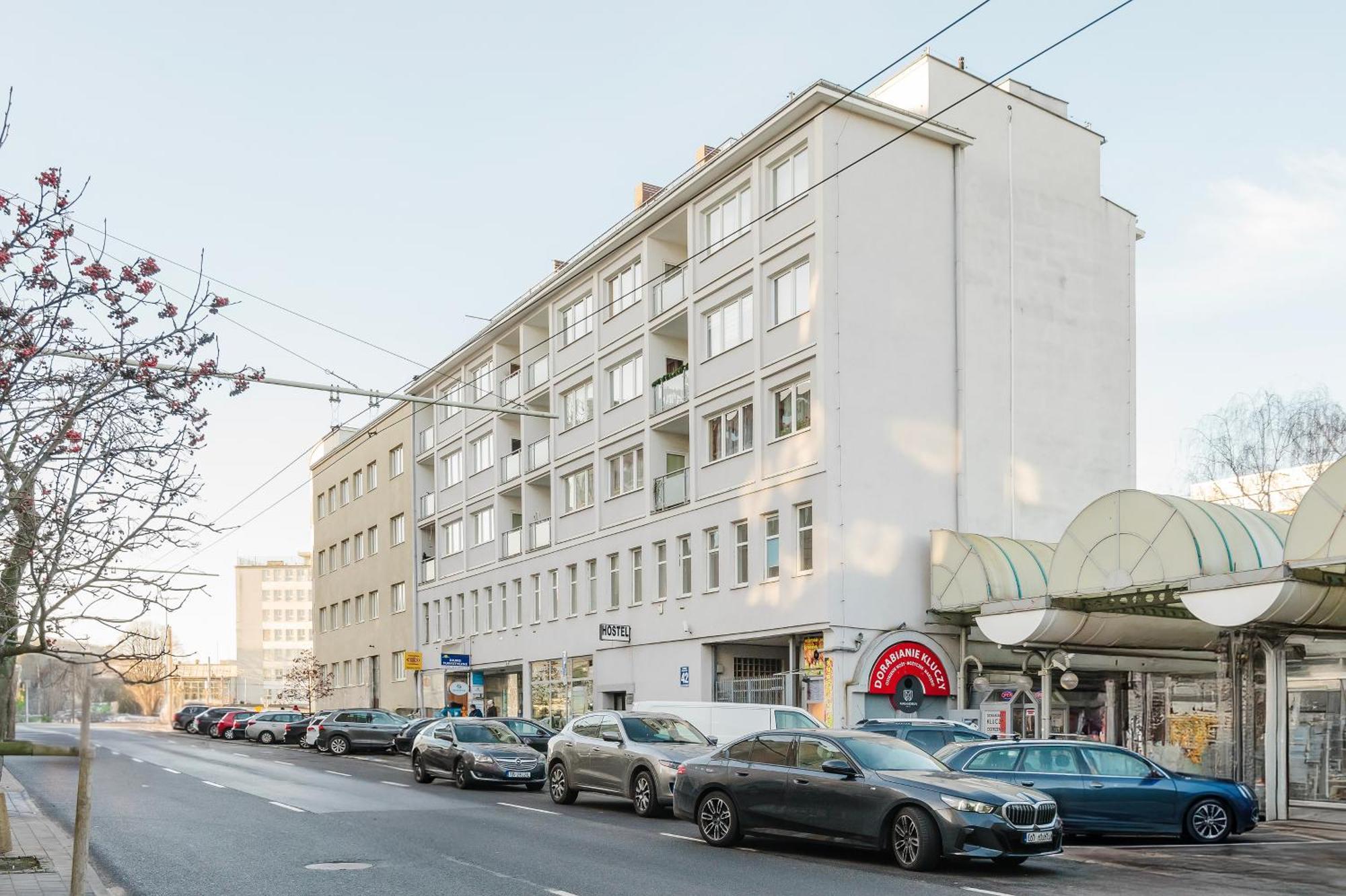 Hala Hostel - Pokoje Na Wylacznosc Tuz Przy Dworcu Gdynia Exterior photo